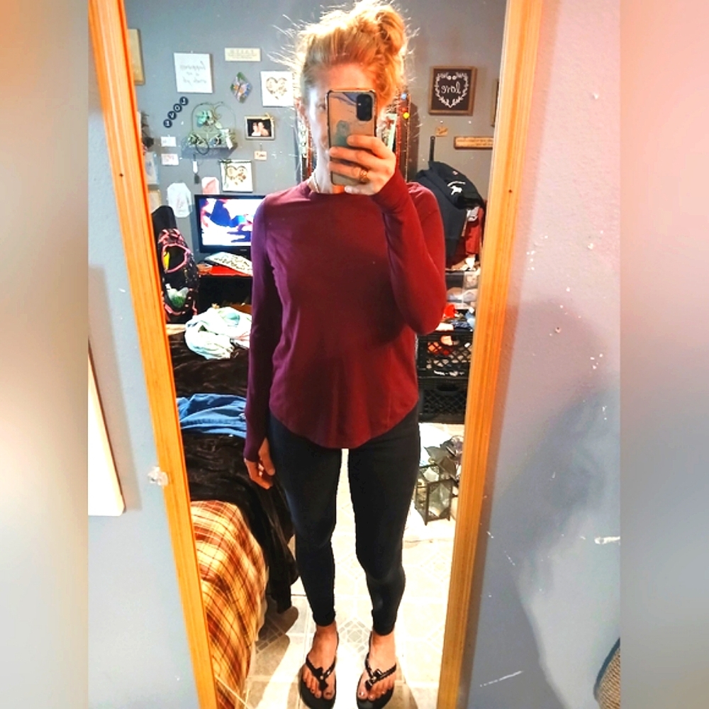 🎈Avia🎈 BUY 1 GET 1 FREE ALL LISTINGS🎈Athletic Top w/ Thumbholes Sz S - Picture 9 of 10